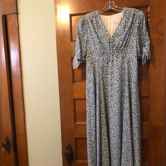 Gal Meets Glam Aurora (Blue) Dress - Picture 2 of 3